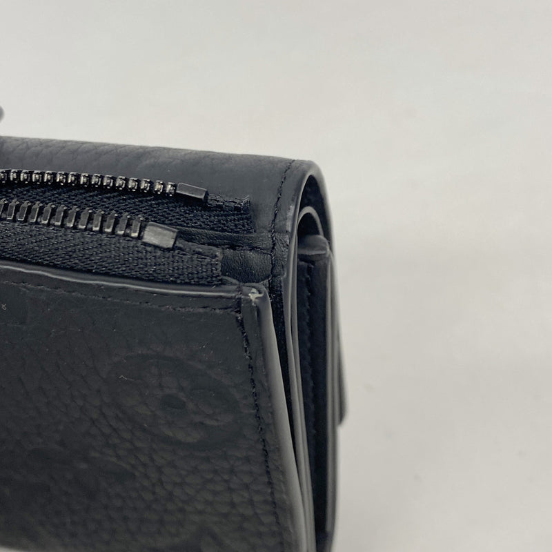 【6ib1211】ルイヴィトン 三つ折り財布 モノグラム・トリヨン ポルトフォイユパイロット M82556 ブラック【中古】メンズ レディース ユニセックス