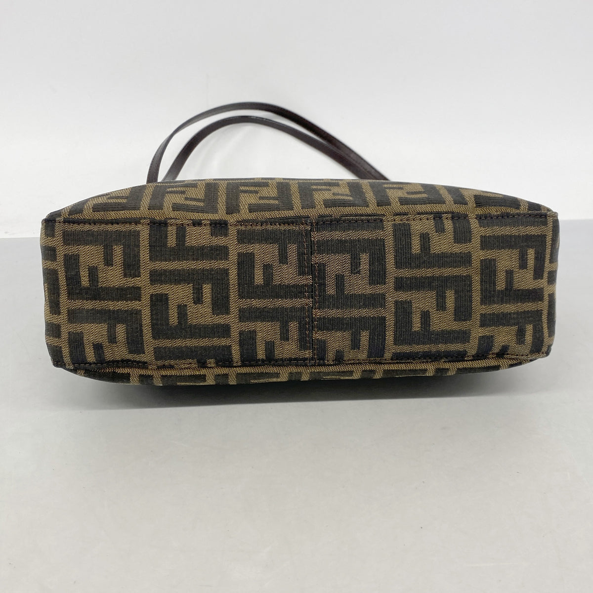【6ib1230】フェンディ ショルダーバッグ ズッカ ナイロンキャンバス ブラウン シルバー金具【中古】レディース