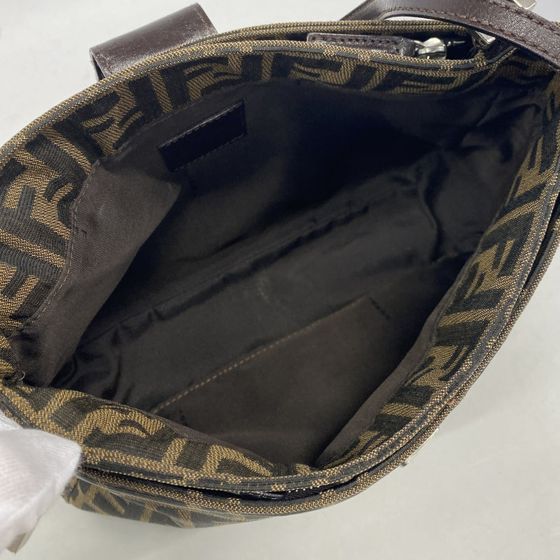 【6ib1230】フェンディ ショルダーバッグ ズッカ ナイロンキャンバス ブラウン シルバー金具【中古】レディース