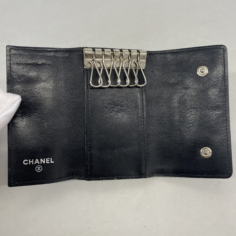 【6ib1232】シャネル キーケース キャビアスキン ブラック シルバー金具【中古】メンズ レディース ユニセックス