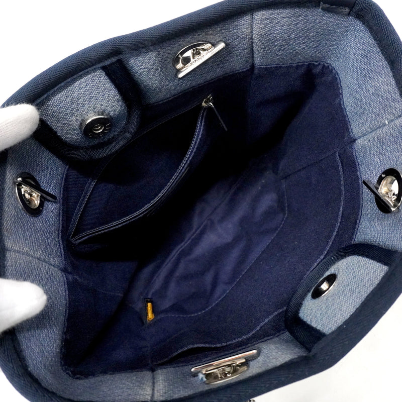 【6ib1251】シャネル チェーントート ドーヴィル キャンバス ネイビー シルバー金具【中古】レディース