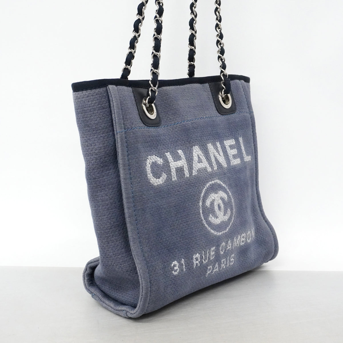 【6ib1251】シャネル チェーントート ドーヴィル キャンバス ネイビー シルバー金具【中古】レディース