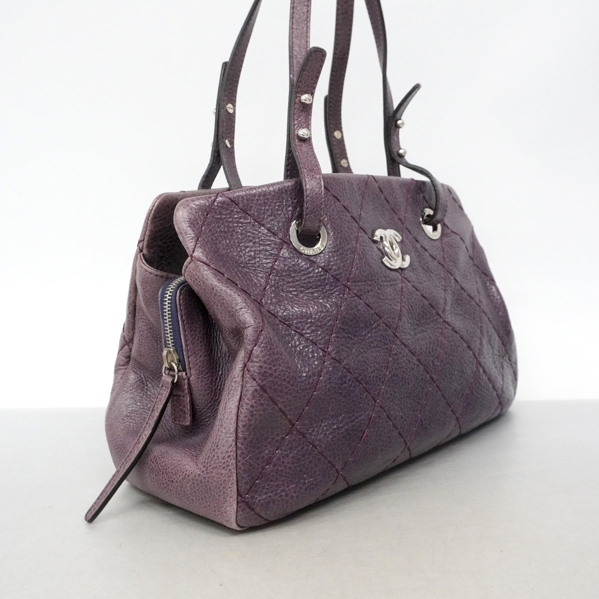 【6ib1264】シャネル ショルダーバッグ ワイルドステッチ カーフスキン パープル シルバー金具【中古】レディース