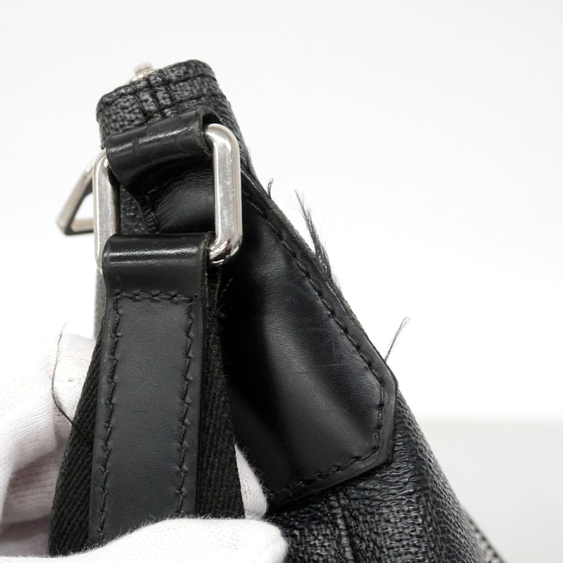 【6ib1277】ルイヴィトン ショルダーバッグ ダミエ・グラフィット ミックPM N41211 ブラック グレー【中古】メンズ