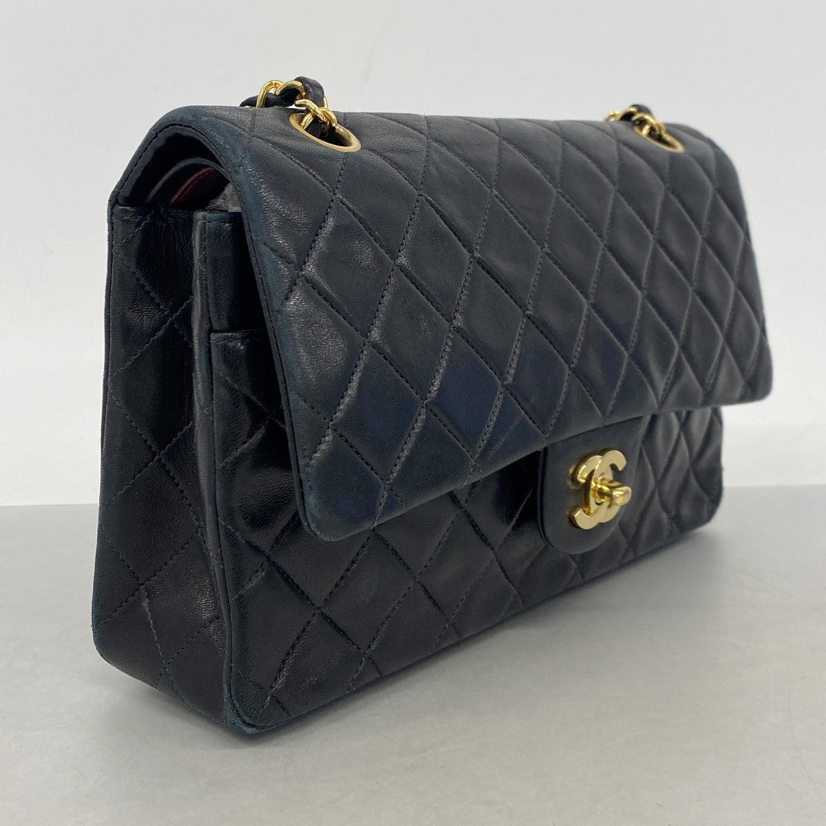 【6ib1289】シャネル ショルダーバッグ マトラッセ Wフラップ Wチェーン ラムスキン ブラック ゴールド金具【中古】レディース