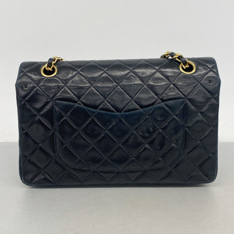 【6ib1289】シャネル ショルダーバッグ マトラッセ Wフラップ Wチェーン ラムスキン ブラック ゴールド金具【中古】レディース