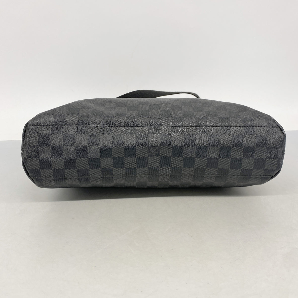 【6ib1291】ルイヴィトン ショルダーバッグ ダミエ・グラフィット ミックMM N41106 ブラック グレー【中古】メンズ