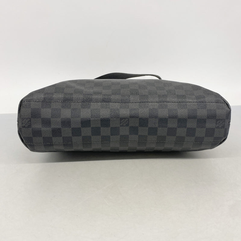 【6ib1291】ルイヴィトン ショルダーバッグ ダミエ・グラフィット ミックMM N41106 ブラック グレー【中古】メンズ