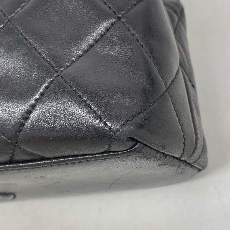 【6ib1325】シャネル ハンドバッグ マトラッセ ラムスキン ブラック ゴールド金具【中古】レディース