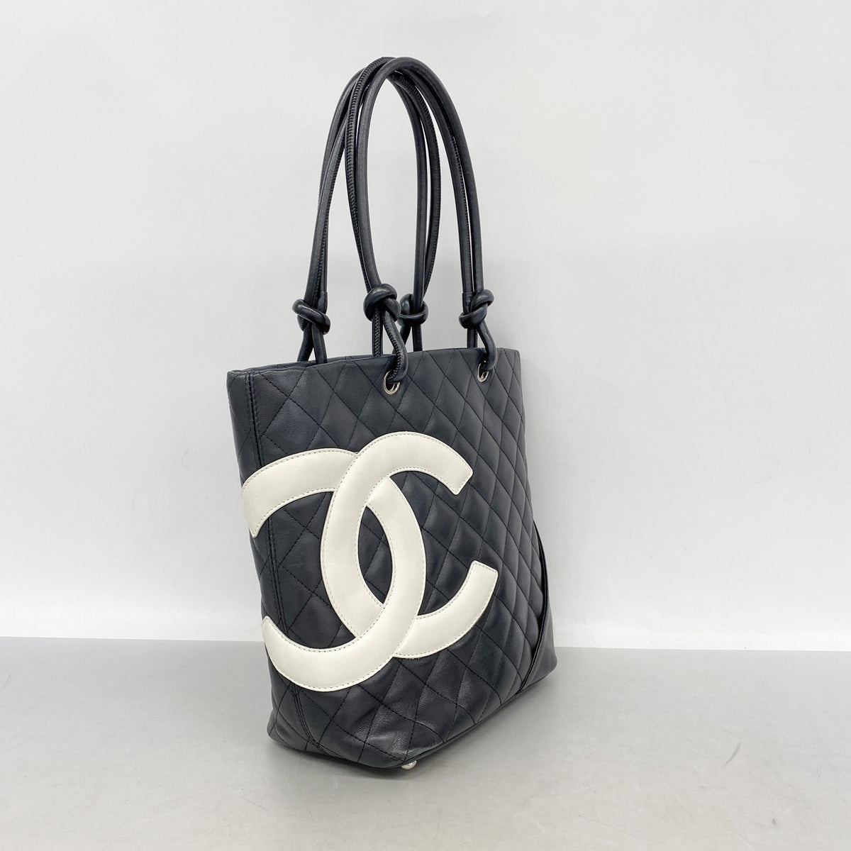 【6ib1339】シャネル トートバッグ カンボン ラムスキン ブラック シルバー金具【中古】レディース