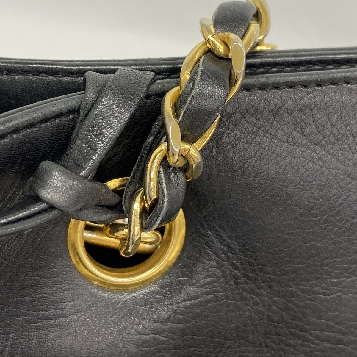 【6ib1366】シャネル チェーントート マトラッセ ラムスキン ブラック ゴールド金具【中古】レディース