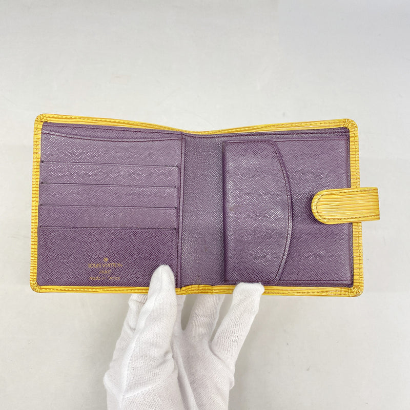 【6ib1375】ルイヴィトン 財布 エピ ポルトビエコンパクト M63559 ジョーヌ【中古】レディース