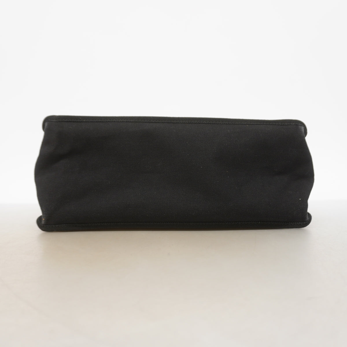 【6ib1397】シャネル トートバッグ レッツレモンストレート キャンバス ホワイト ブラック シルバー金具【中古】レディース
