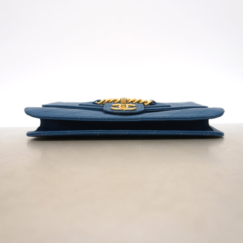 【6ib1398】シャネル ショルダーバッグ マトラッセ チェーンショルダー レザー ブルー ゴールド金具【中古】レディース
