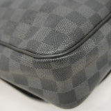 【6ib1413】ルイヴィトン ショルダーバッグ ダミエ・グラフィット ダニエルMM N58029 ブラック グレー【中古】メンズ
