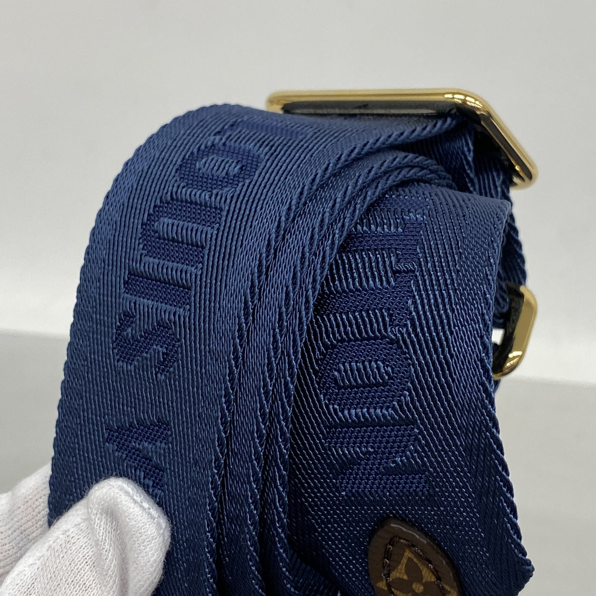 【6ib1475】ルイヴィトン ショルダーバッグ LVピロー マキシミュルティポシェットアクセソワール M21057 ネイビー シルバー【中古】レディース
