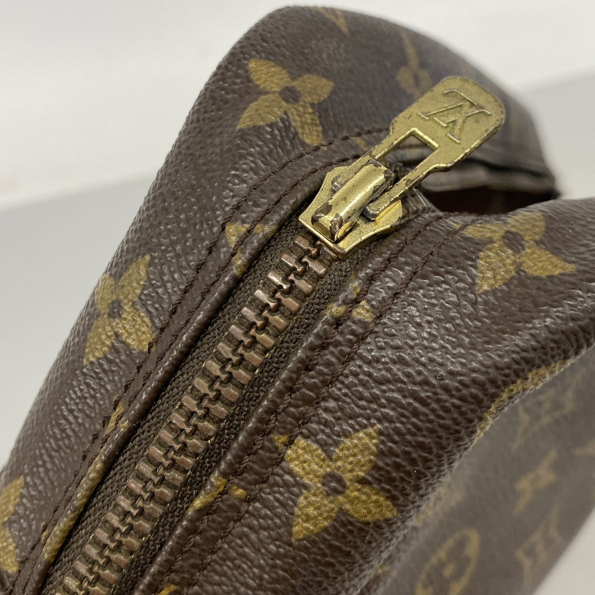 【6ib1522】ルイヴィトン ポーチ モノグラム トゥルーストワレット28 M47522 ブラウン【中古】レディース