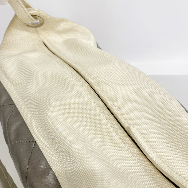 【6ib1528】シャネル ショルダーバッグ パリビアリッツ キャンバス グレー シルバー金具【中古】レディース
