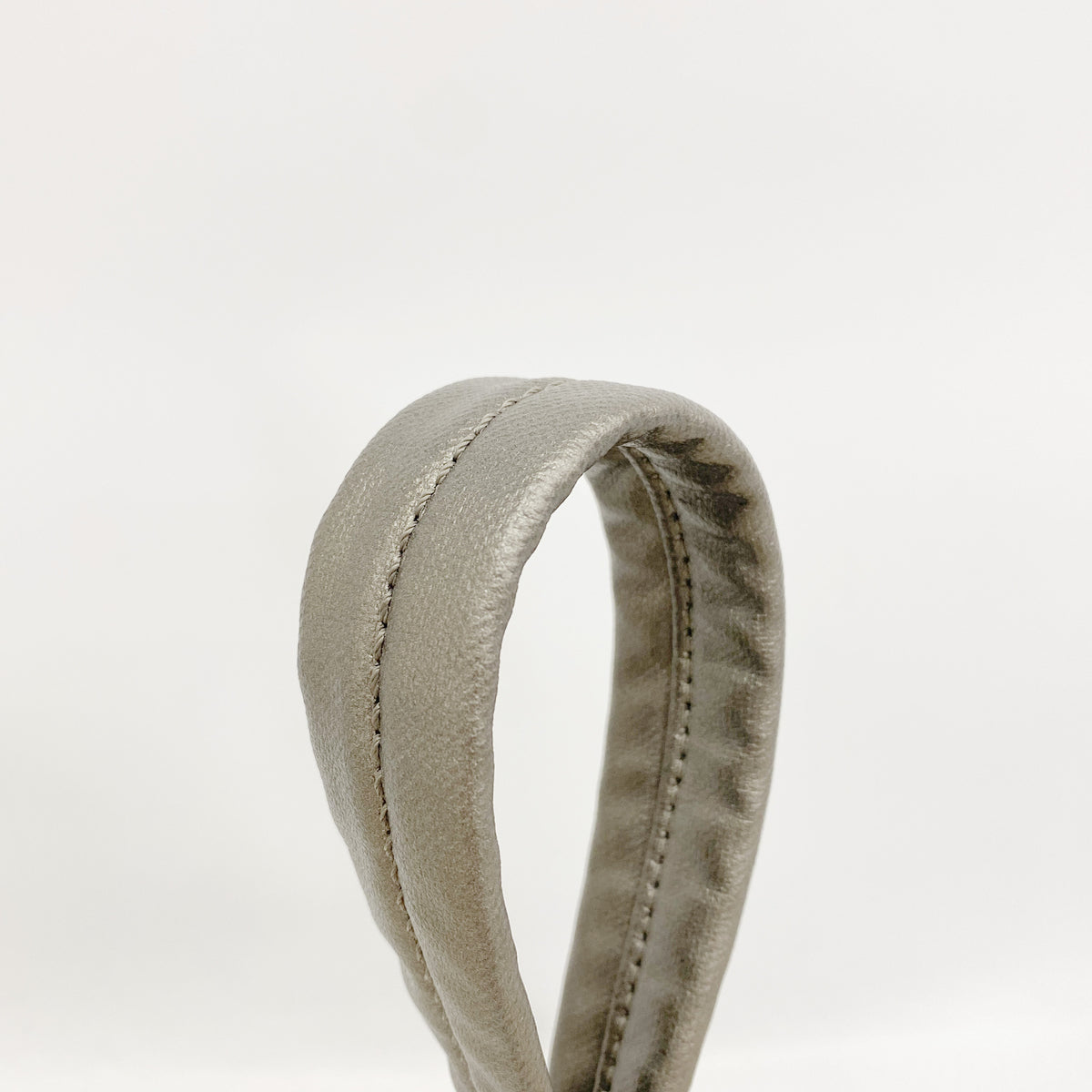 【6ib1528】シャネル ショルダーバッグ パリビアリッツ キャンバス グレー シルバー金具【中古】レディース