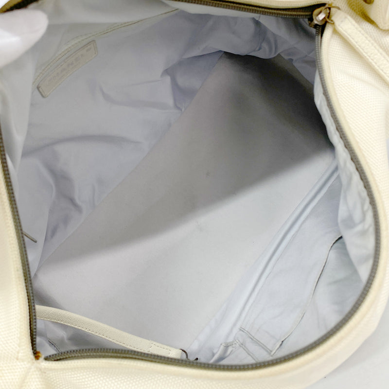 【6ib1528】シャネル ショルダーバッグ パリビアリッツ キャンバス グレー シルバー金具【中古】レディース