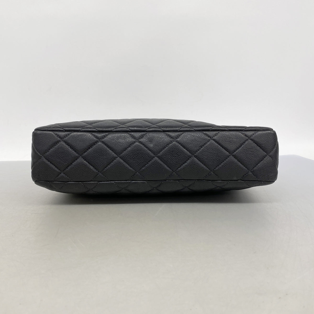 【6ib1558】シャネル ショルダーバッグ マトラッセ チェーンショルダー キャビアスキン ブラック ゴールド金具【中古】レディース