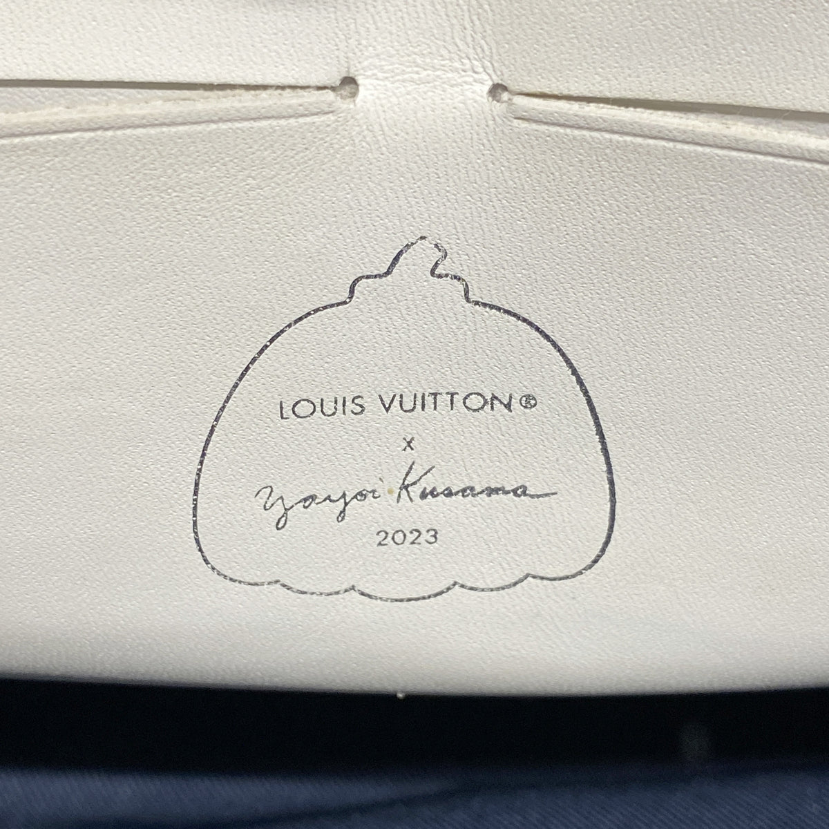 【6ib1595】ルイヴィトン クラッチバッグ モノグラム サイケデリック LV × YK ポシェットヴォワヤージュ M21681 ホワイト ブルー【中古】メンズ