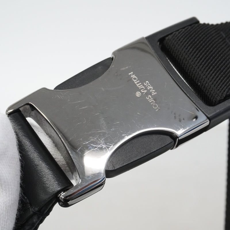 【6ib1601】ルイヴィトン ボディバッグ モノグラム・エクリプス ディスカバリーバムバッグPM M46035 ブラック【中古】メンズ