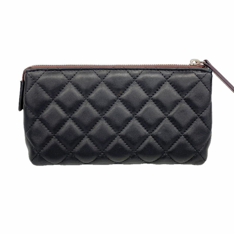 【6ib1677】シャネル ポーチ マトラッセ ラムスキン ブラック シルバー金具【中古】レディース