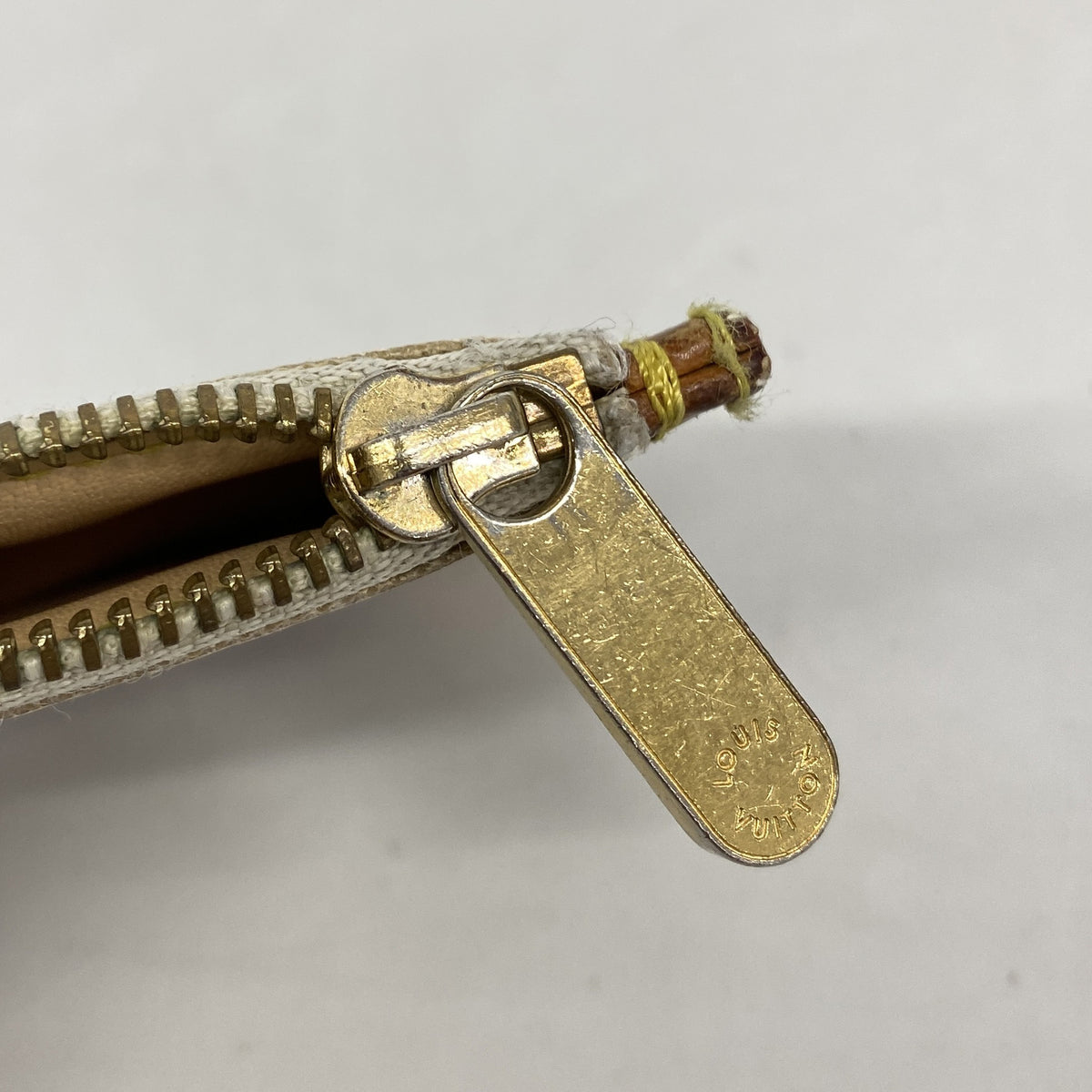 【6ib1682】ルイヴィトン コインケース モノグラム・マルチカラー ポシェットクレ M92655 ブロン【中古】レディース
