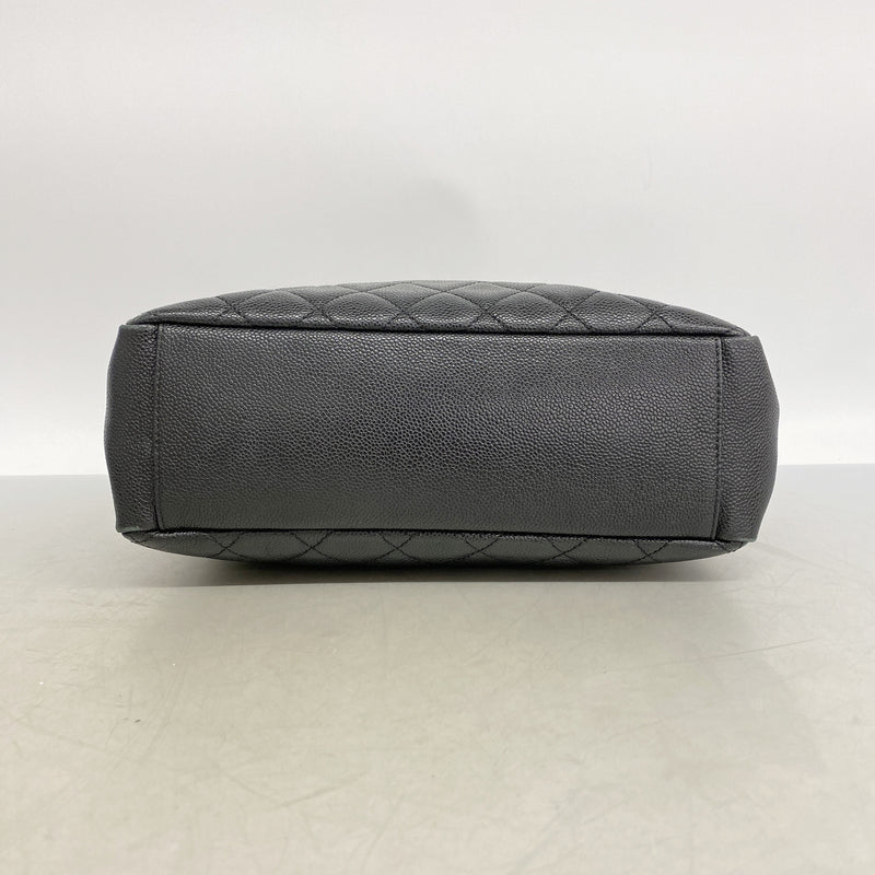 【6ib1683】シャネル チェーントート マトラッセ キャビアスキン ブラック ゴールド金具【中古】レディース