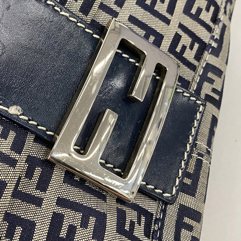 【6ib1692】フェンディ ハンドバッグ ズッキーノ マンマバケット ナイロンキャンバス ネイビー シルバー金具【中古】レディース