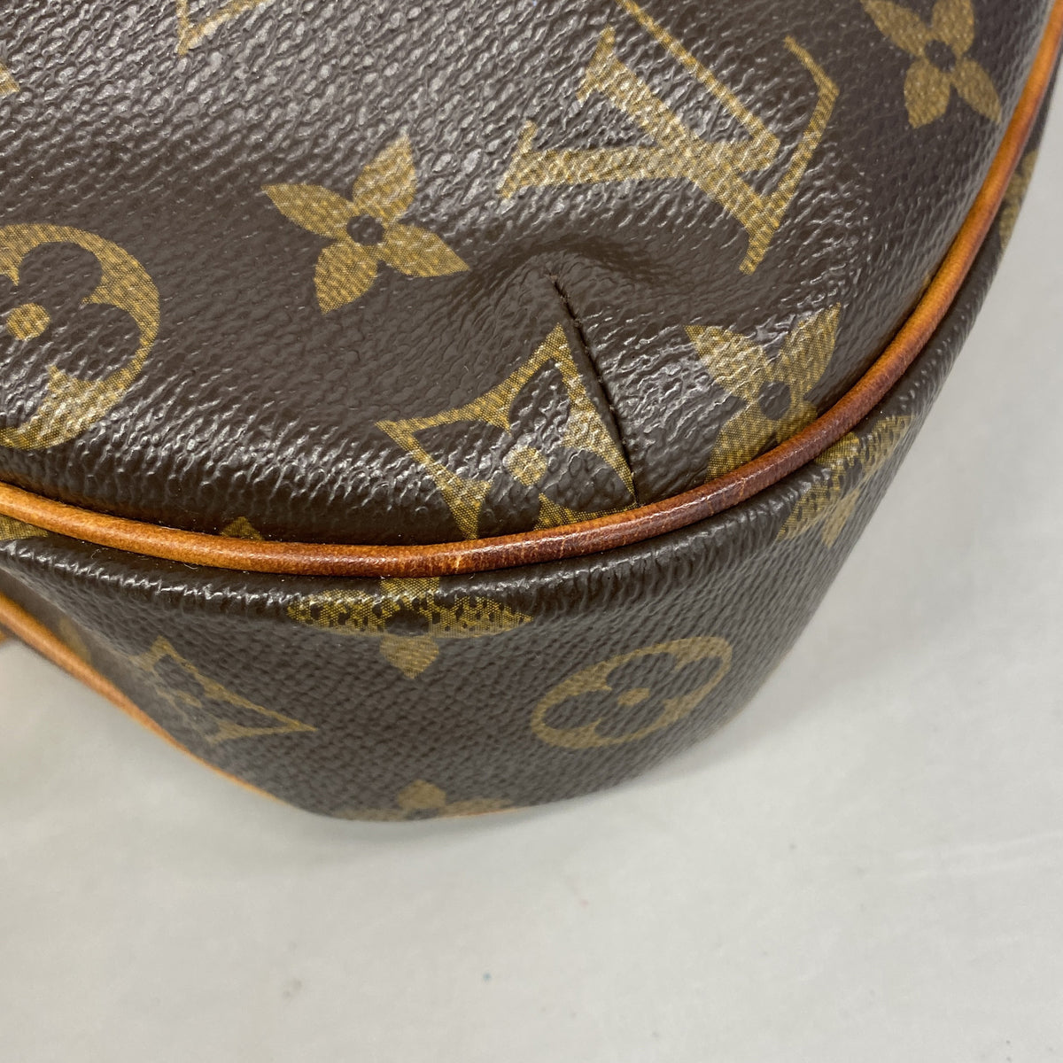【6ib1696】ルイヴィトン ショルダーバッグ モノグラム オデオンPM M56390 ブラウン【中古】レディース