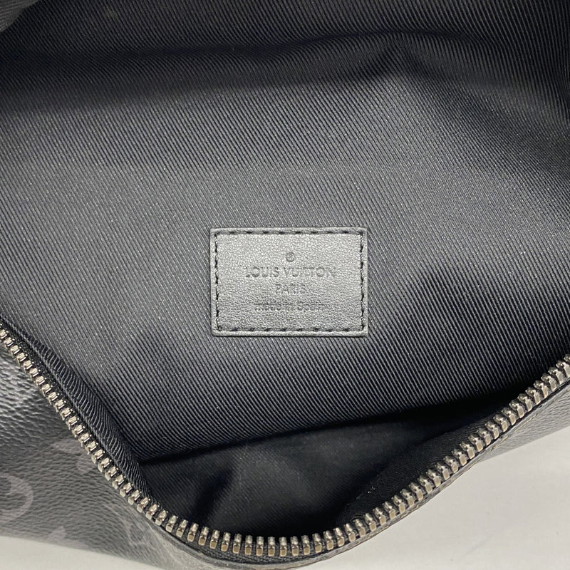 【6ib1702】ルイヴィトン ボディバッグ モノグラム・エクリプス ディスカバリーバムバッグPM M46035 ブラック【中古】メンズ