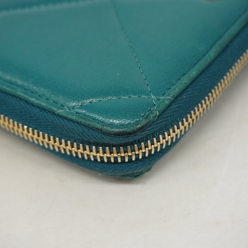 【6ib1734】シャネル 長財布 シャネル19 ラムスキン グリーン ゴールド金具【中古】レディース