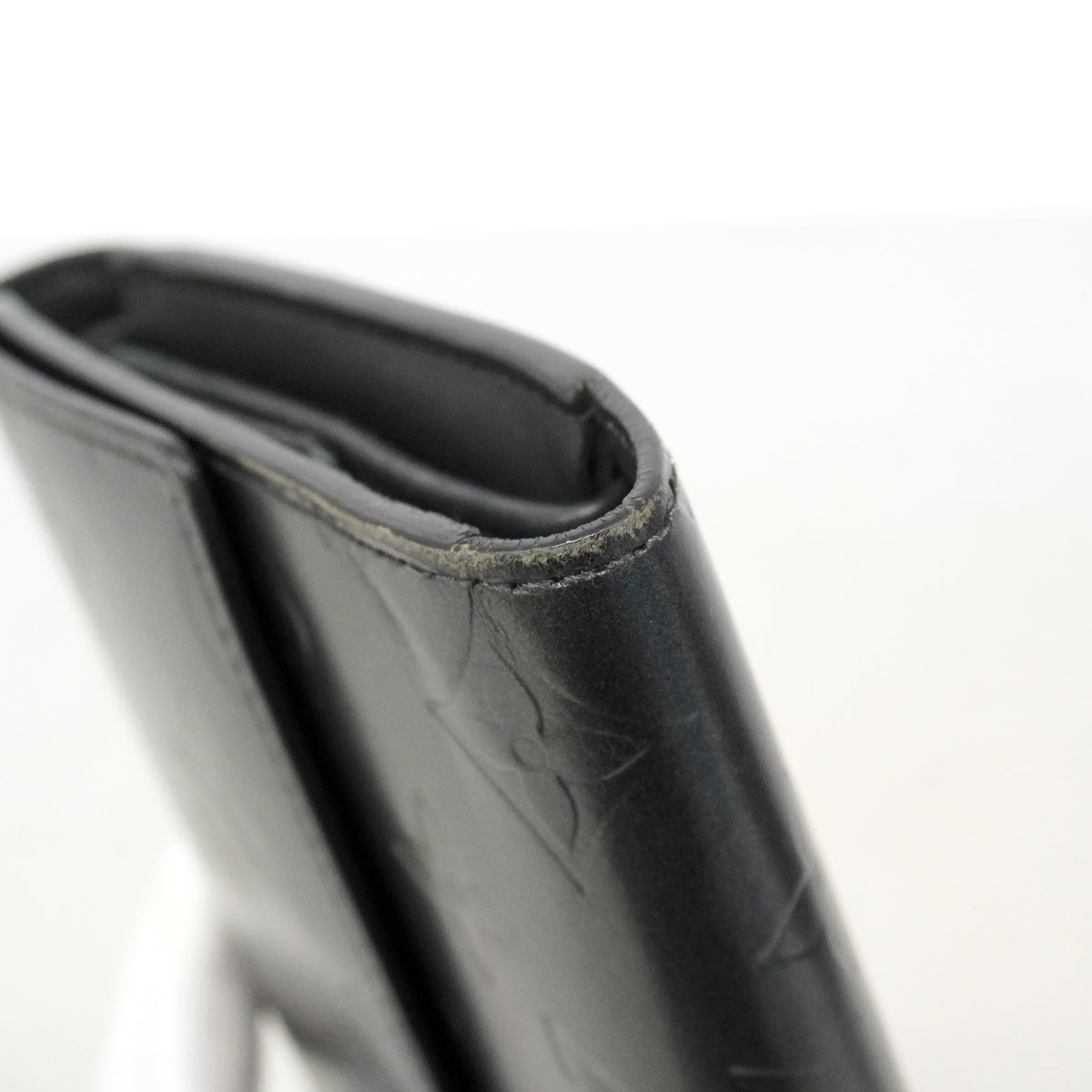 【6ib1797】ルイヴィトン 三つ折り長財布 モノグラム・マット ポルトトレゾールインターナショナル M65102 ノワール【中古】レディース
