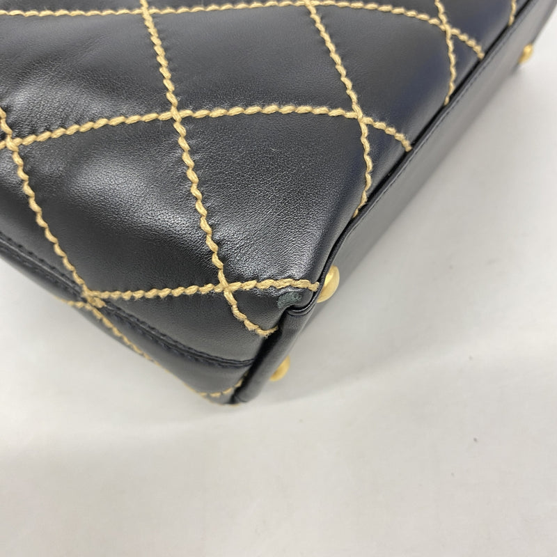 【6ib1801】シャネル ハンドバッグ ワイルドステッチ レザー ブラック ゴールド金具【中古】レディース