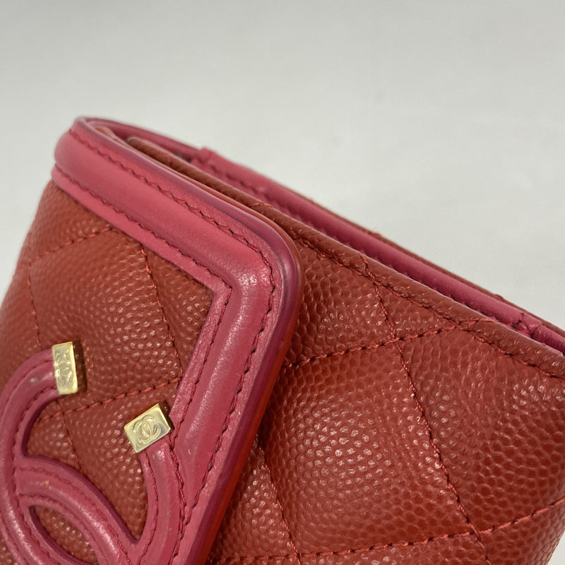 【6ib1802】シャネル 三つ折り財布 CCフィリグリー キャビアスキン レッド ゴールド金具【中古】レディース