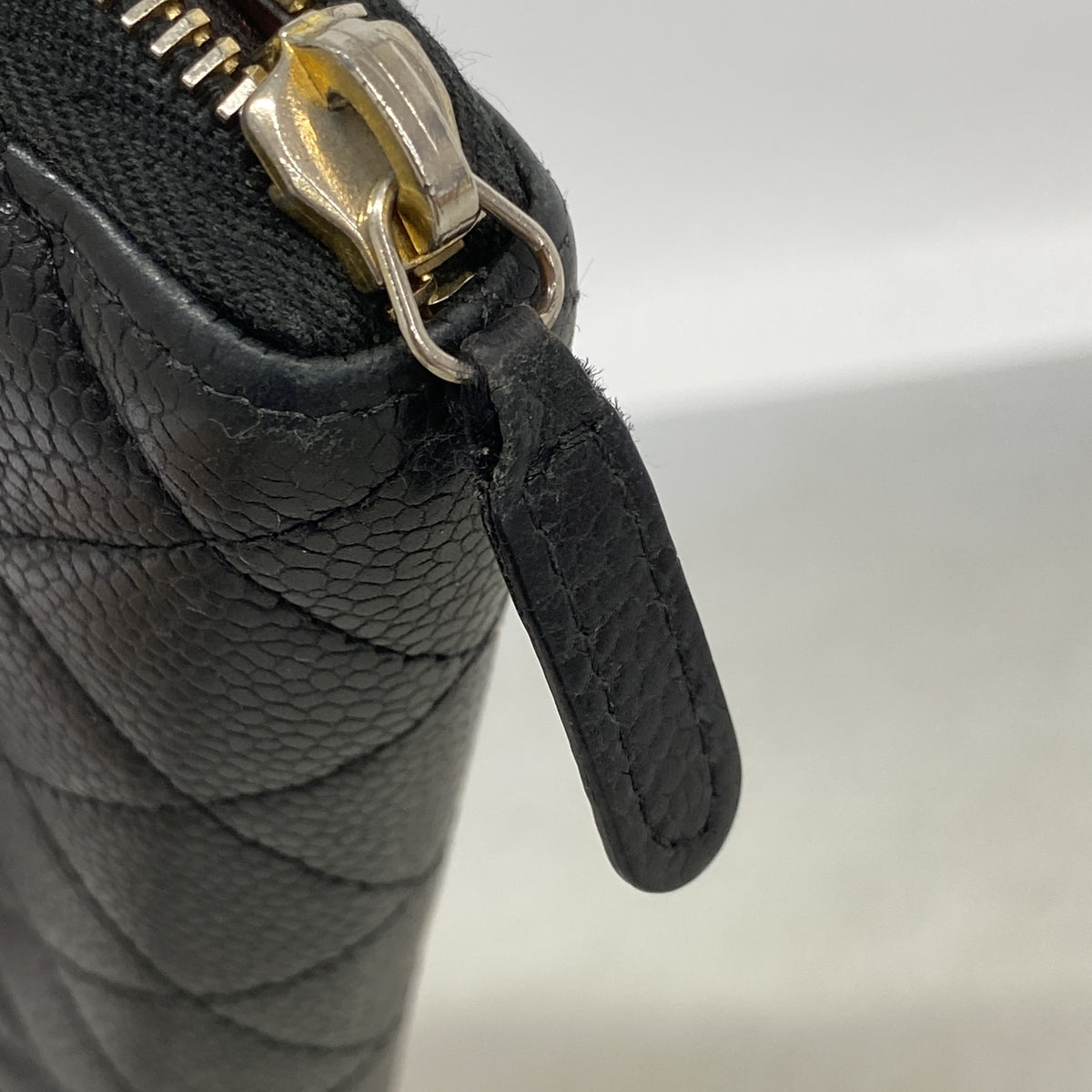 【6ib1816】シャネル 長財布 マトラッセ キャビアスキン ブラック ゴールド金具【中古】レディース