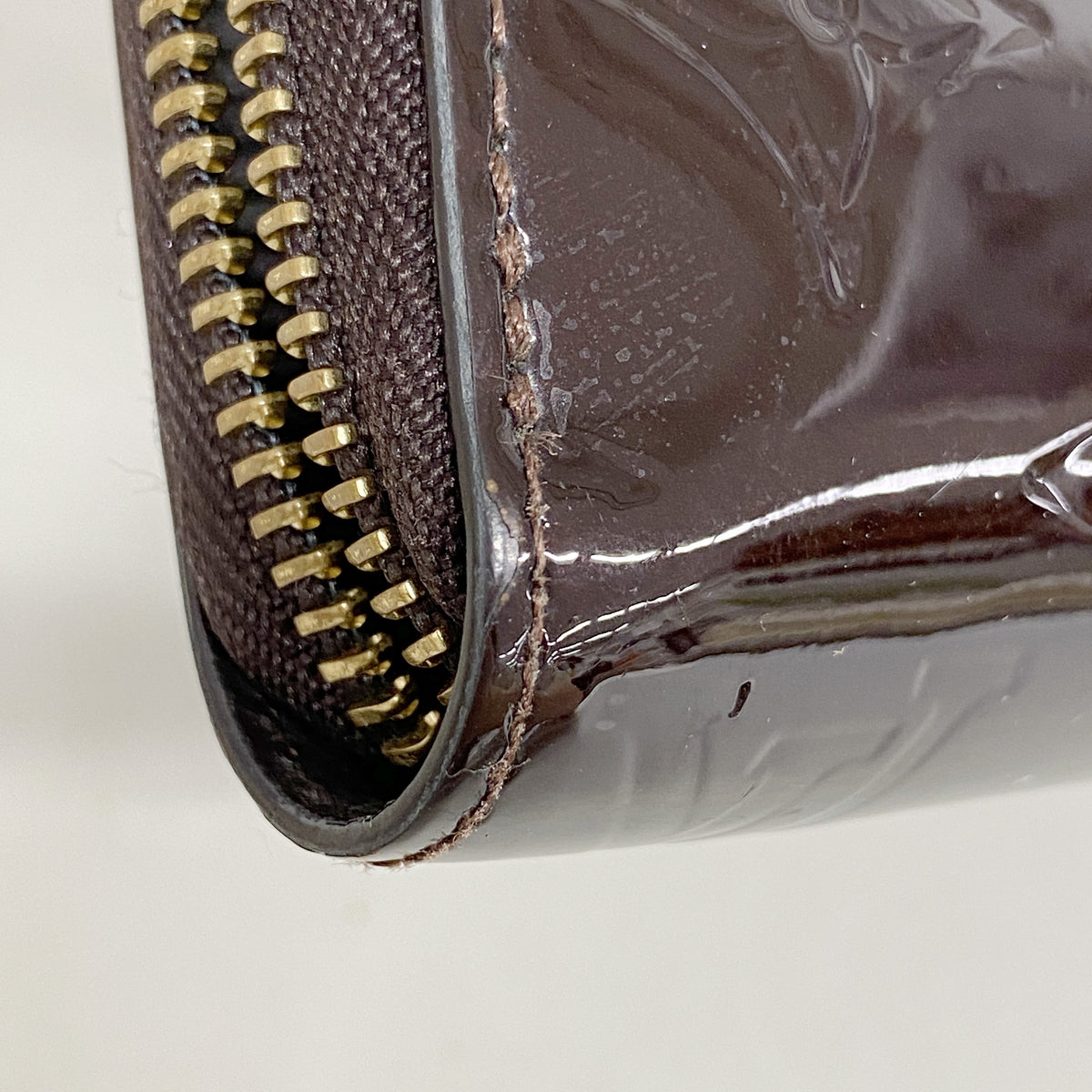 【6ib1848】ルイヴィトン 長財布 ヴェルニ ジッピーウォレット M90416 アマラント【中古】レディース