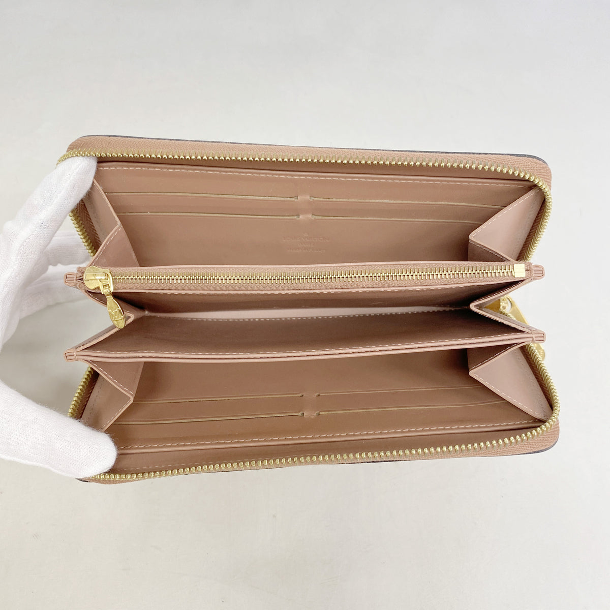 【6ib1849】ルイヴィトン 長財布 ヴェルニ ジッピーウォレット M91599 ローズヴェルール【中古】レディース