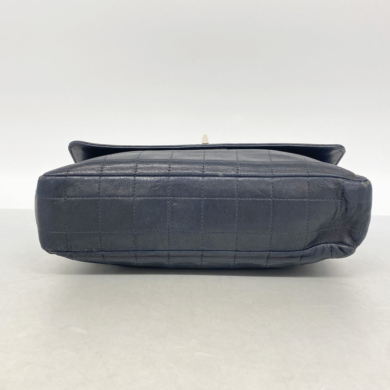 【6ib1882】シャネル ショルダーバッグ 2.55/チョコバー Wチェーン ラムスキン ブラック シルバー金具【中古】レディース