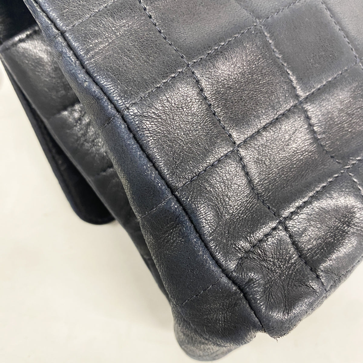 【6ib1882】シャネル ショルダーバッグ 2.55/チョコバー Wチェーン ラムスキン ブラック シルバー金具【中古】レディース