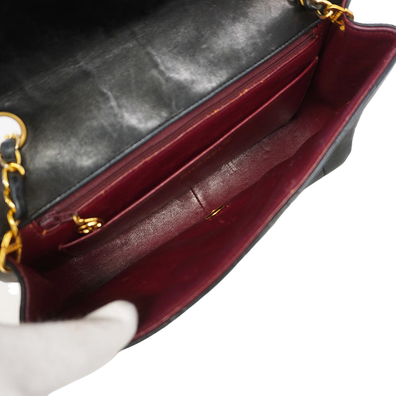 【6ib1948】シャネル ショルダーバッグ ダイアナ チェーンショルダー ラムスキン ブラック ゴールド金具【中古】レディース