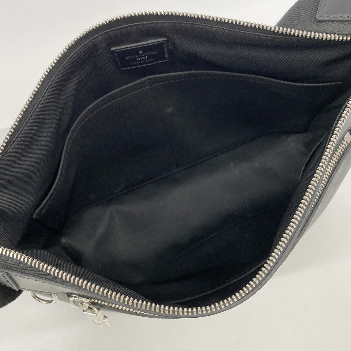 【6ib1966】ルイヴィトン ショルダーバッグ ダミエ・グラフィット ミックPM N40003 ブラック【中古】メンズ