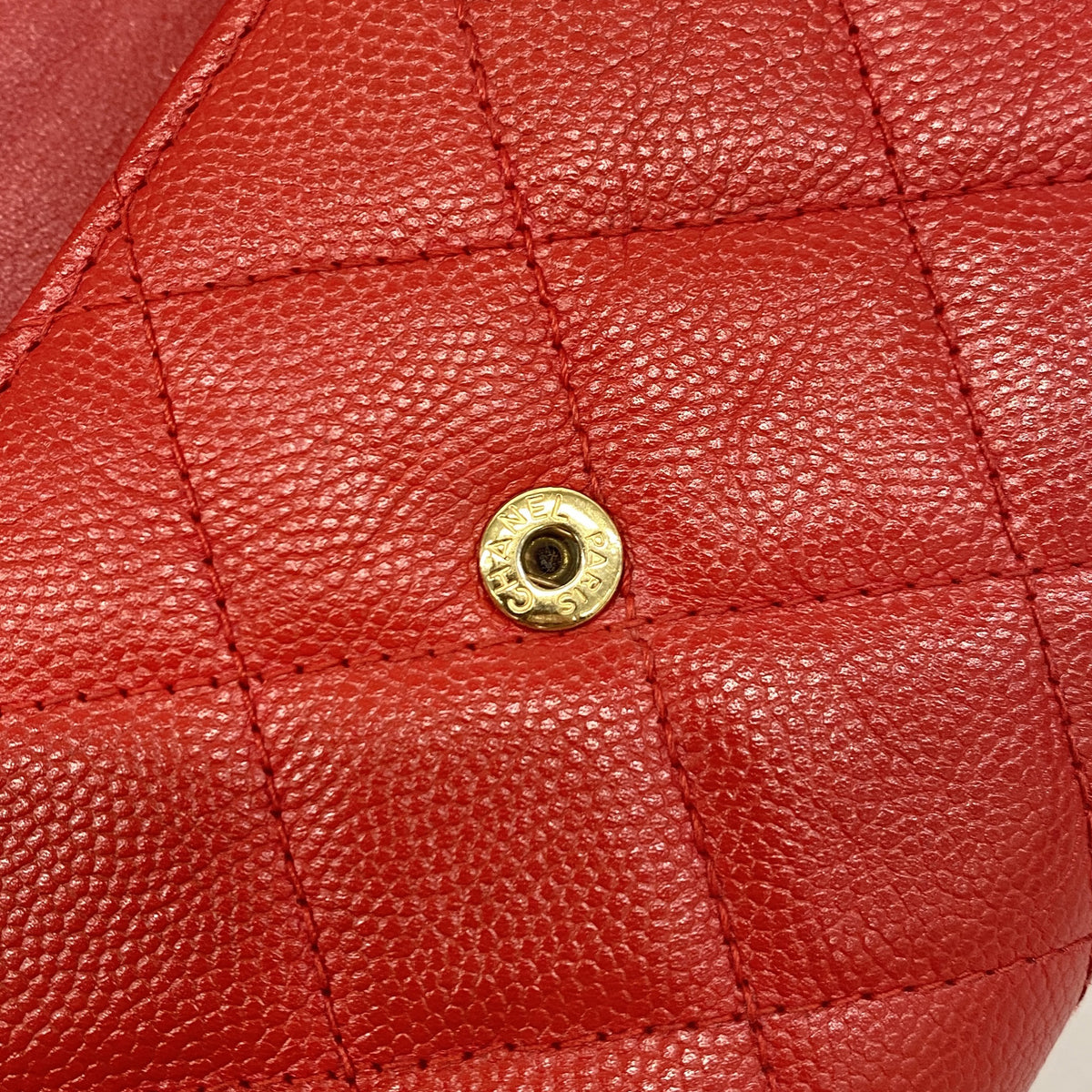 【6ib1998】シャネル 三つ折り財布 CCフィリグリー キャビアスキン レッド ゴールド金具【中古】レディース