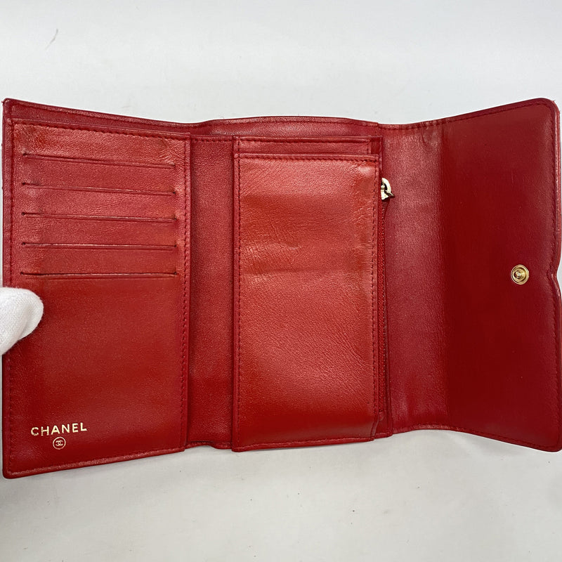 【6ib1998】シャネル 三つ折り財布 CCフィリグリー キャビアスキン レッド ゴールド金具【中古】レディース