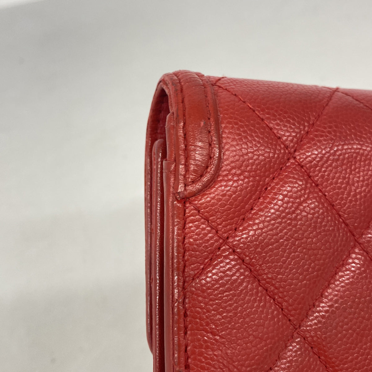 【6ib1998】シャネル 三つ折り財布 CCフィリグリー キャビアスキン レッド ゴールド金具【中古】レディース