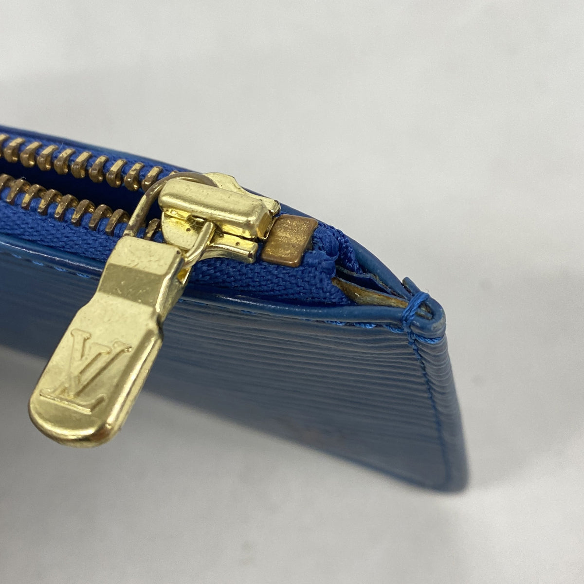 【6ib2003】ルイヴィトン コインケース エピ ポシェットクレ M63805 トレドブルー【中古】レディース