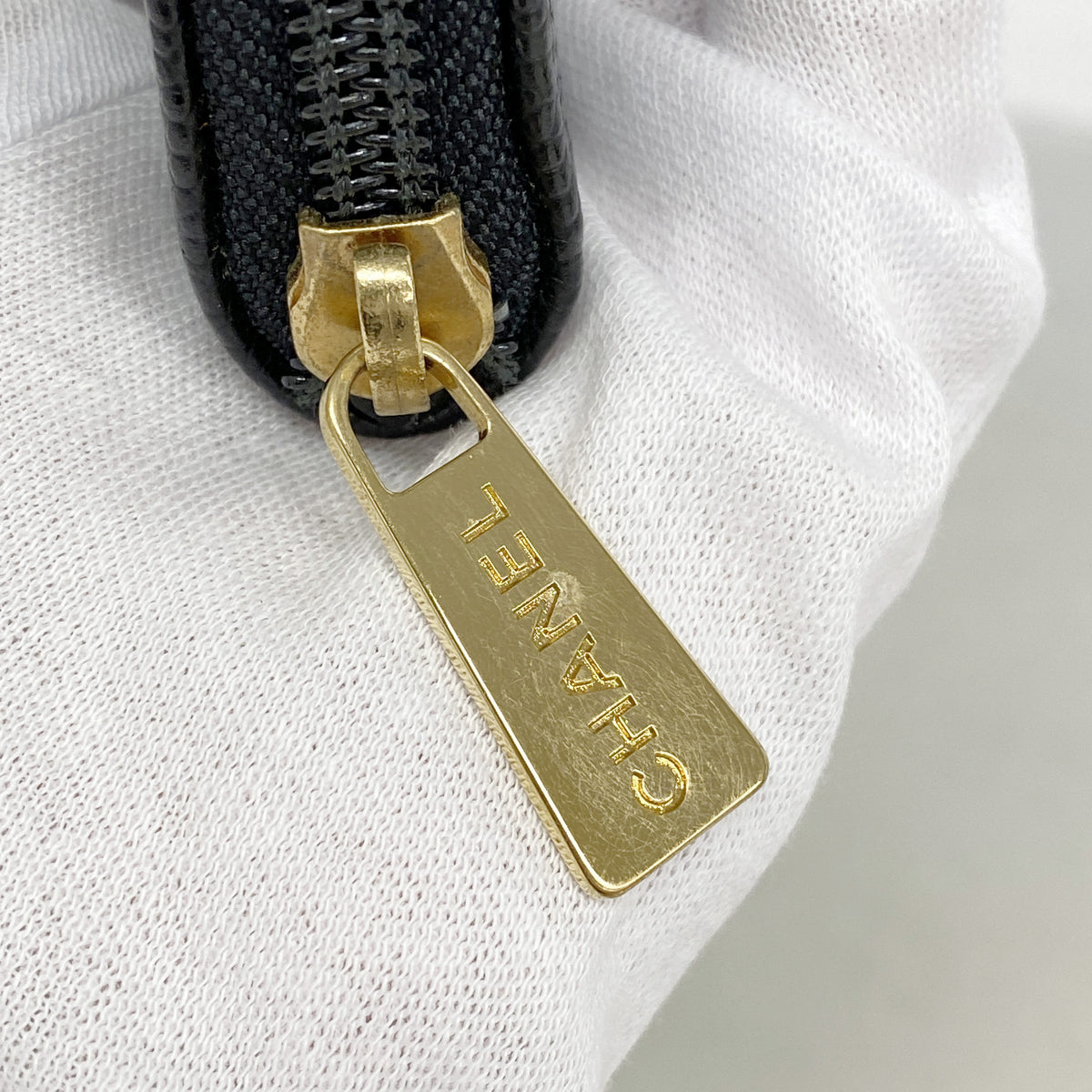 【6ib2025】シャネル 長財布 キャビアスキン ブラック ゴールド金具【中古】メンズ レディース ユニセックス