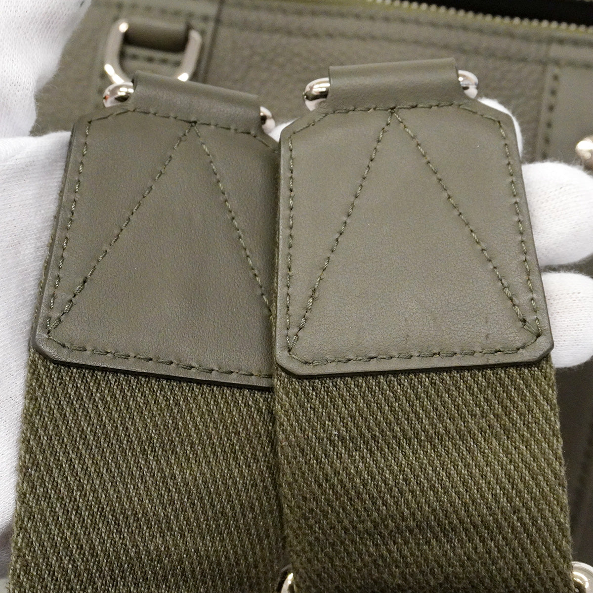 【6ib2089】ルイヴィトン ショルダーバッグ LVアエログラム シティキーポル M21437 カーキ【中古】メンズ